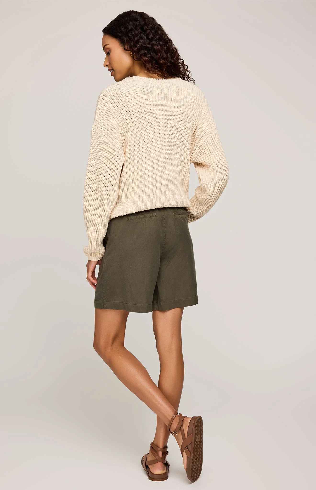Riley Short - Image 4